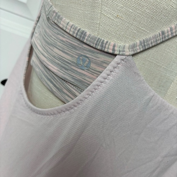 🍁50% Off Sale 🍁 Lululemon Let Loose Tank Top *different color than model - Picture 8 of 9